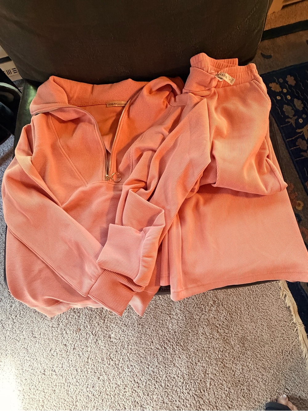 Zenana Ribbed High Neck Half Zip Pullover & Wide Leg Pants Set L
NWOT- Coral